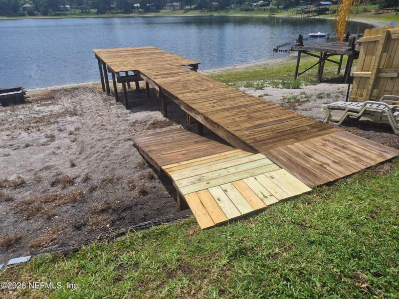 2 bedroom Single Family Residence at 172 Silver Lake Drive, Silver Lake Estates, Interlachen — photo 4