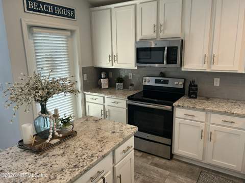 2209 Sand Dune Court, Jacksonville FL - photo 6 of 44