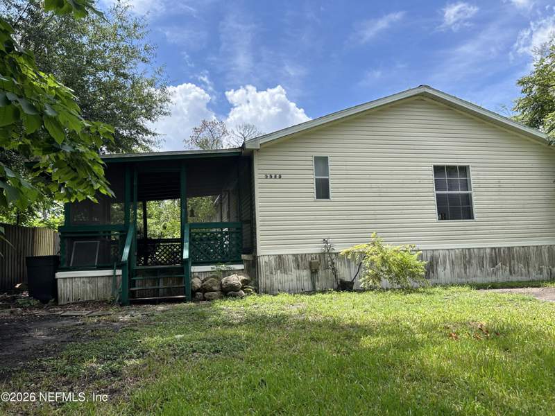 3 bedroom Single Family Residence at 5520 LEAMING Avenue, Edgewood, Jacksonville — photo 4