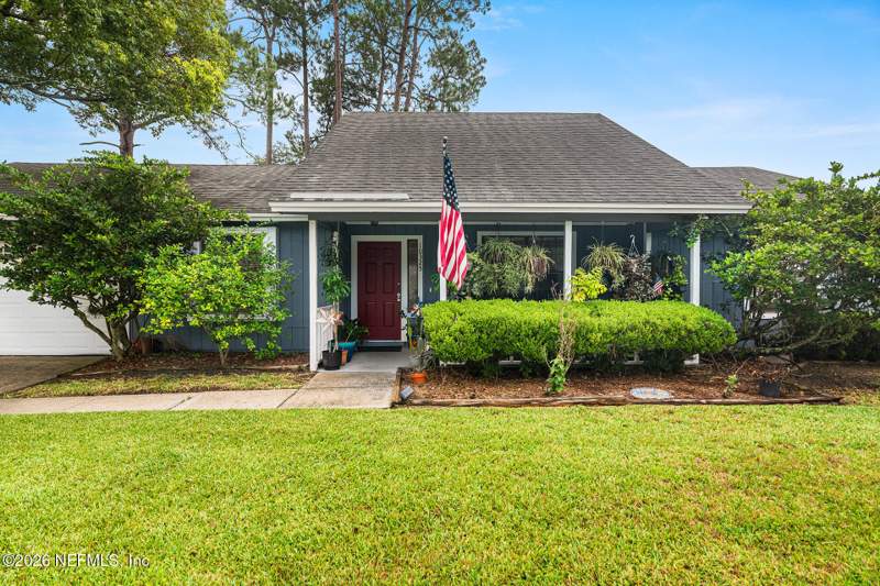 4 bedroom Single Family Residence at 10325 WALNUT Bend, Walnut Bend, Jacksonville — photo 3