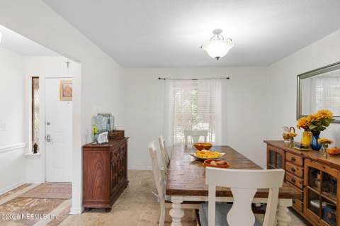 10325 Walnut Bend, Jacksonville FL - photo 8 of 31