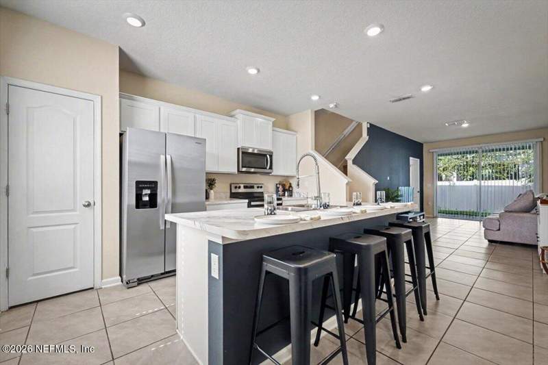 2 bedroom Townhouse at 2880 Mule Deer Circle, Deer Run, Jacksonville — photo 5