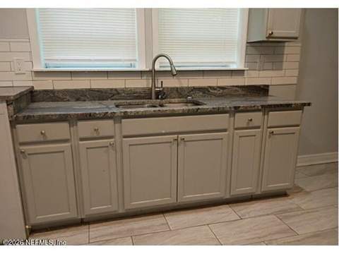 3329 Silver Street, Jacksonville FL - photo 10 of 13
