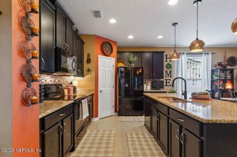 14750 Garden Gate Drive, Jacksonville FL - photo 6 of 34