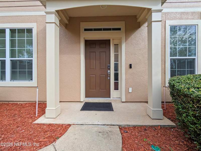 3 bedroom Townhouse at 6908 ROUNDLEAF Drive, Greenbrier At Bartram Park, Jacksonville — photo 4