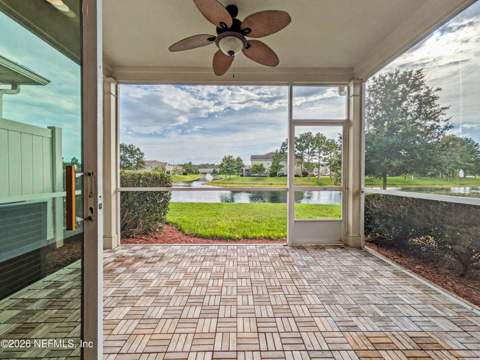 6908 ROUNDLEAF Drive, Jacksonville FL - photo 10 of 41
