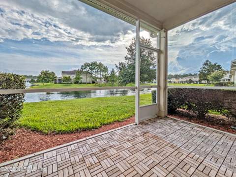 6908 ROUNDLEAF Drive, Jacksonville FL - photo 11 of 41