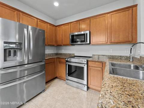 6908 ROUNDLEAF Drive, Jacksonville FL - photo 14 of 41