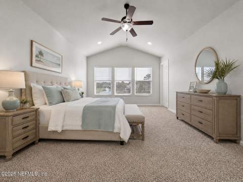 6908 ROUNDLEAF Drive, Jacksonville FL - photo 18 of 41