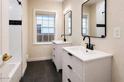 4341 Savannah Avenue, Jacksonville FL - photo 9 of 18