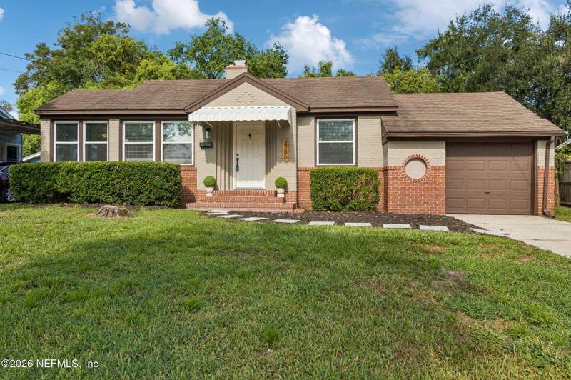 2 bedroom Single Family Residence at 2246 REDFERN Road, St Nicholas Park, Jacksonville — photo 1