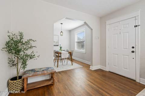 2246 Redfern Road, Jacksonville FL - photo 9 of 46