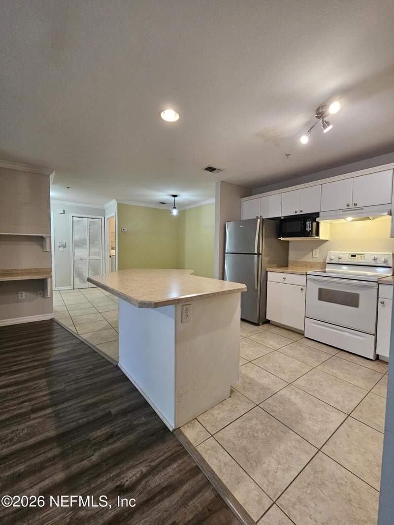 2 bedroom Condominium at 3591 KERNAN Boulevard #323, Avanti, Jacksonville — photo 5