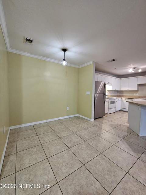 3591 KERNAN Boulevard #323, Jacksonville FL - photo 10 of 31