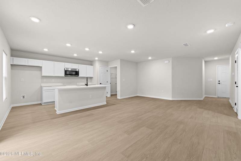 3 bedroom Single Family Residence at 6647 Hughes Street, Golfair Terrace, Jacksonville — photo 5