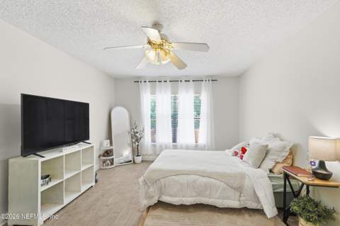 1586 Crabapple Cove Court, Jacksonville FL - photo 10 of 19