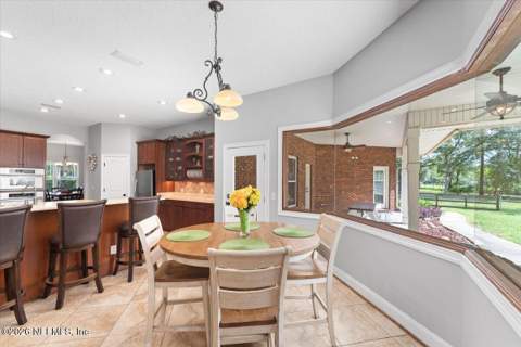 3568 Stratton Road, Jacksonville FL - photo 6 of 68