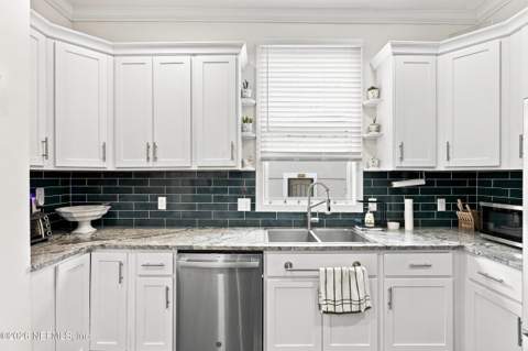 1746 N Pearl Street, Jacksonville FL - photo 17 of 42