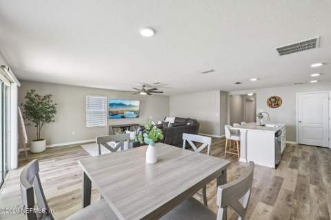 2366 Evening Oaks Lane, Green Cove Springs FL - photo 13 of 36