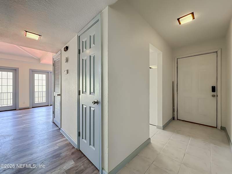 2 bedroom Condominium at 6515 W La Mirada Drive #2, Colony At San Jose, Jacksonville — photo 3