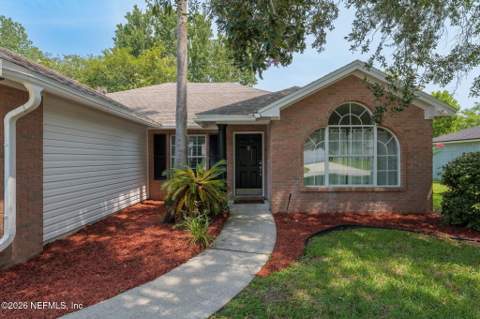 9055 BRIDGECREEK Drive, Jacksonville FL - photo 6 of 39