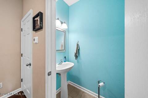 6152 High Tide Boulevard, Jacksonville FL - photo 12 of 35