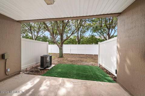 6152 High Tide Boulevard, Jacksonville FL - photo 16 of 35