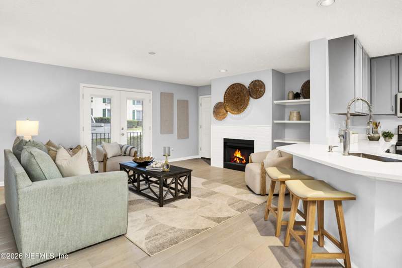 2 bedroom Condominium at 13715 RICHMOND PARK Drive #702, Windsor Pointe, Jacksonville — photo 1