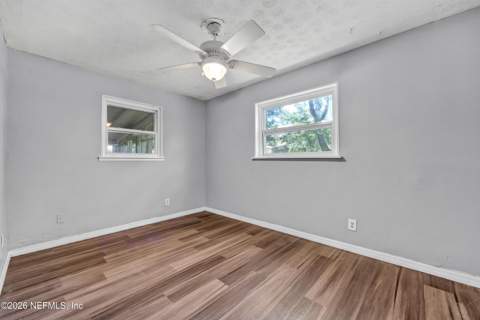 8916 Yeoman Drive, Jacksonville FL - photo 17 of 26