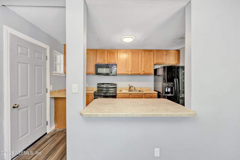 3 bedroom Single Family Residence at 8916 YEOMAN Drive, Sherwood Forest, Jacksonville — photo 5