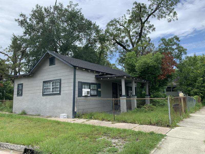 3 bedroom Single Family Residence at 1454 W 6TH Street, Barnetts, Jacksonville — photo 5