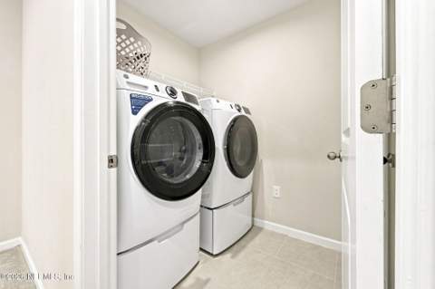 1437 Tan Tara Trail, Jacksonville FL - photo 23 of 44