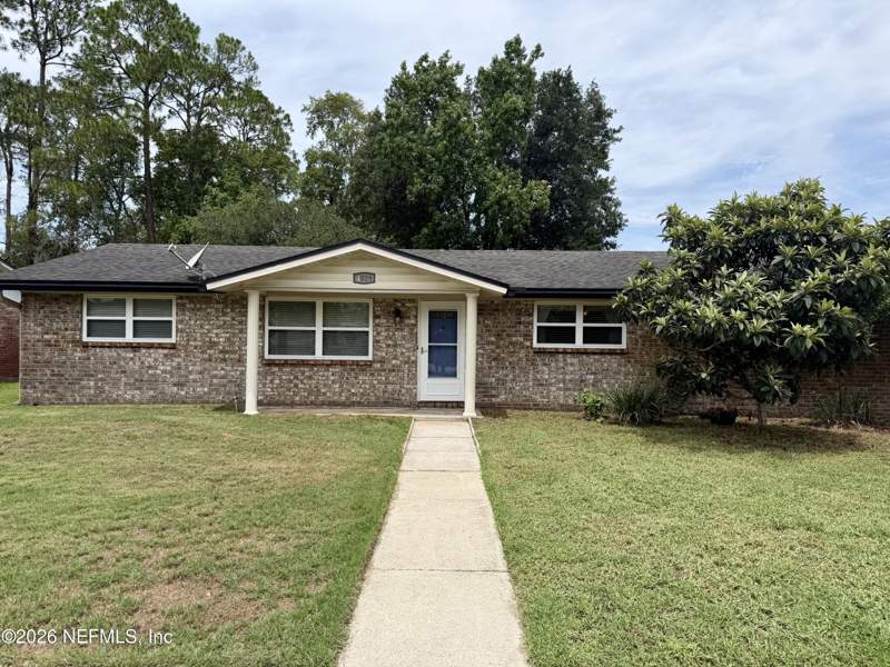 3 bedroom Single Family Residence at 4019 Huntington Forest Boulevard, Huntington Forest, Jacksonville — photo 2
