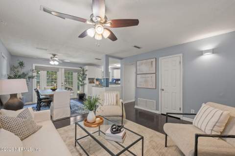 4650 Morris Road, Jacksonville FL - photo 8 of 38