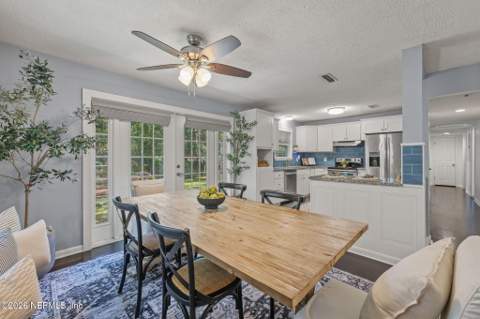 4650 Morris Road, Jacksonville FL - photo 10 of 38