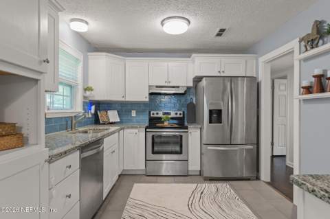 4650 Morris Road, Jacksonville FL - photo 14 of 38