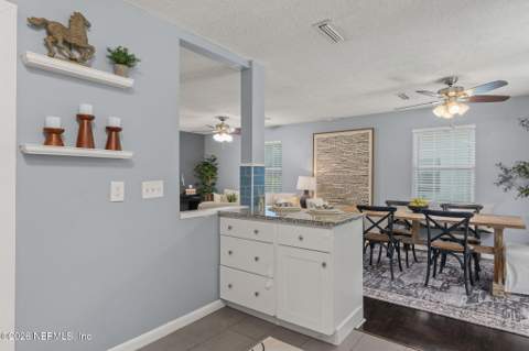 4650 Morris Road, Jacksonville FL - photo 15 of 38