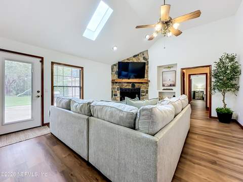 7433 Pierce Road, Glen St. Mary FL - photo 22 of 65