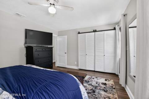 4014 Hunter Circle, Jacksonville FL - photo 16 of 29