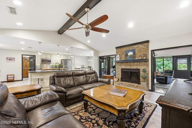 4 bedroom Single Family Residence at 905 Middleridge Court, Foxridge, Orange Park — photo 5