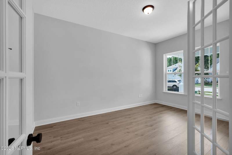 4 bedroom Single Family Residence at 13053 Whispering Winds Drive, Everrange, Jacksonville — photo 4