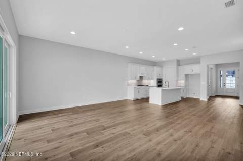 13053 Whispering Winds Drive, Jacksonville FL - photo 17 of 32