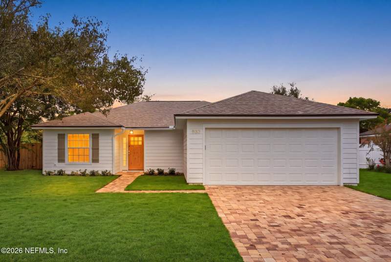 4 bedroom Single Family Residence at 930 Arkenstone Drive, Grogans Bluff, Jacksonville — photo 2