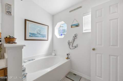 12316 Hickory Forest Road, Jacksonville FL - photo 10 of 19