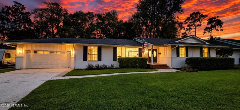 4 bedroom Single Family Residence at 4341 Savannah Avenue, Confederate Point, Jacksonville — photo 2
