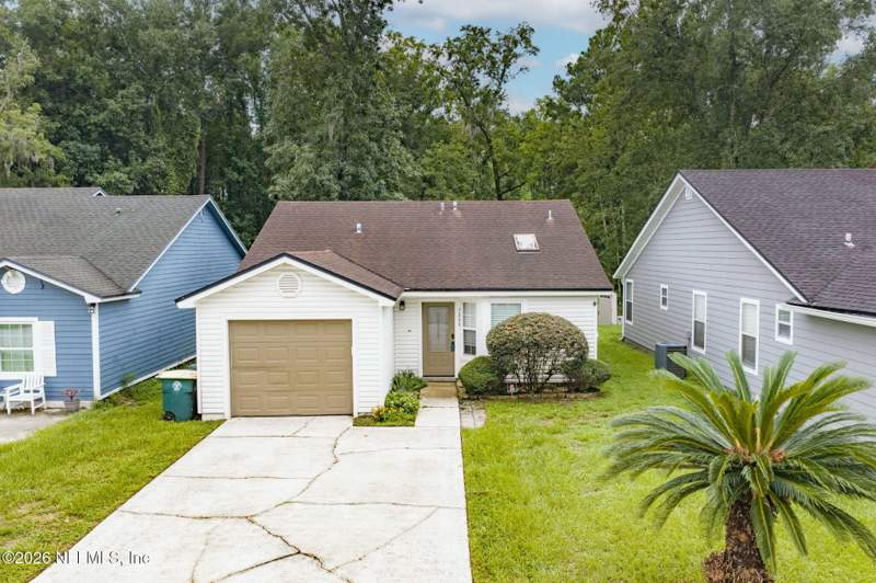 2 bedroom Single Family Residence at 7826 Aquarius Circle, Lakeside Village, Jacksonville — photo 5