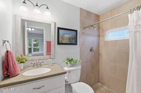 7826 Aquarius Circle, Jacksonville FL - photo 23 of 39