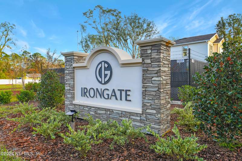 4 bedroom Single Family Residence at 5621 Tomahawk Lake Drive, Irongate, Jacksonville — photo 4