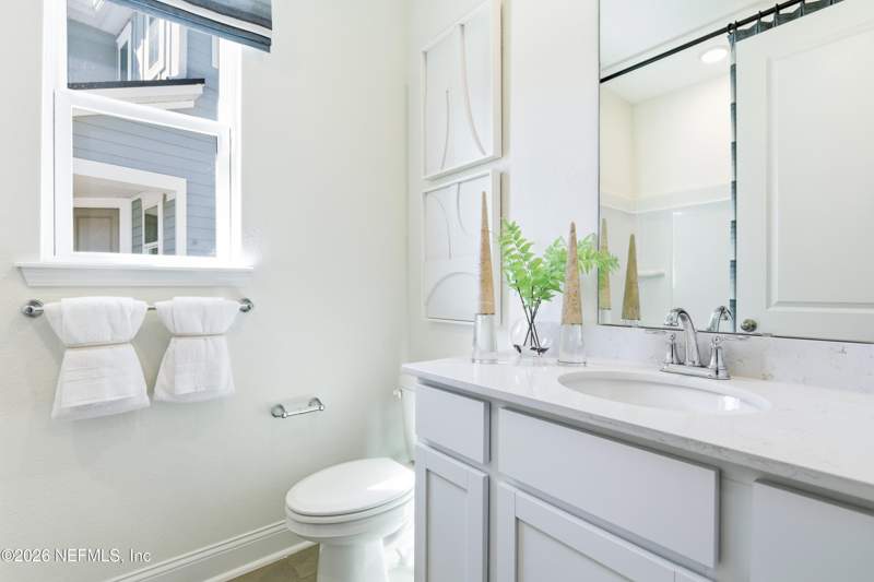 4 bedroom Single Family Residence at 5627 TOMAHAWK LAKE Drive, Irongate, Jacksonville — photo 5
