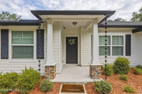 5015 HERTON Drive, Jacksonville FL - photo 7 of 56